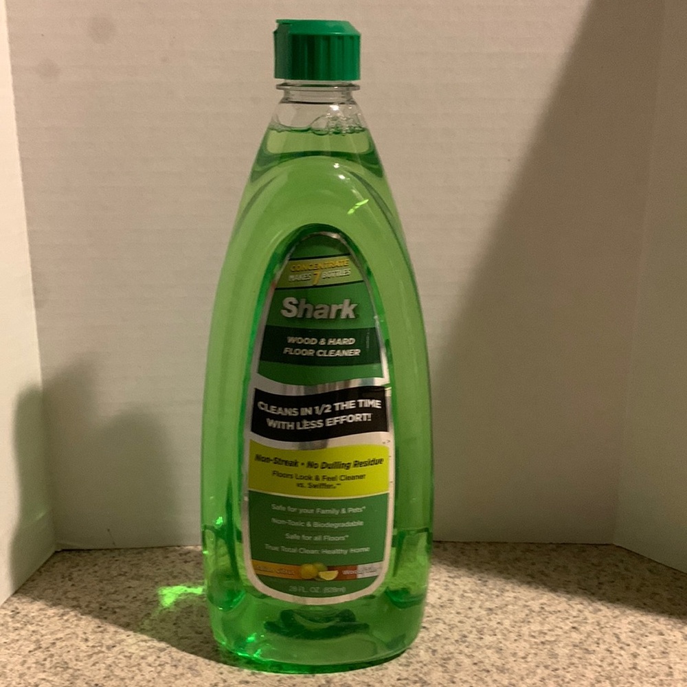 Shark Wood And Hard Floor Cleanser ITALIAN CITRUS 28 Oz
